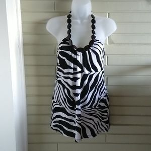 Black and white halter